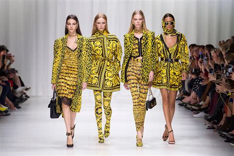 Versace SS18 Runway Show 